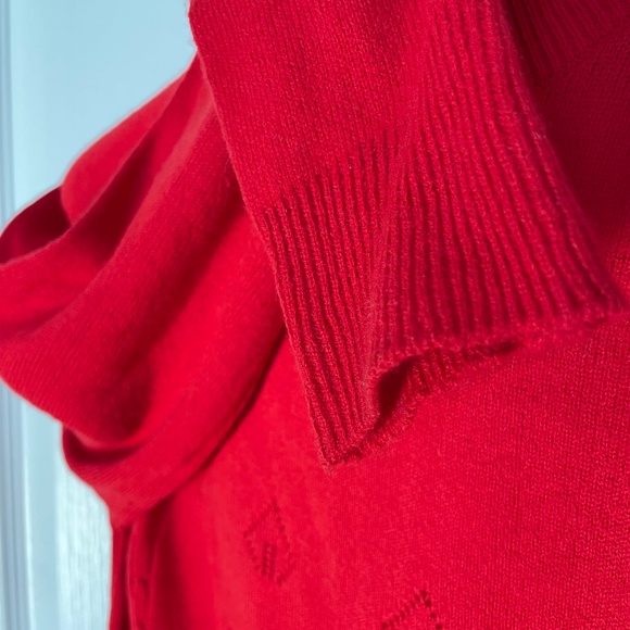 Mint condition vintage sweater. - Picture 7 of 8